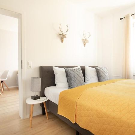 Loewe Apartment Gelb Tiengen Altstadt Waldshut-Tiengen Eksteriør billede