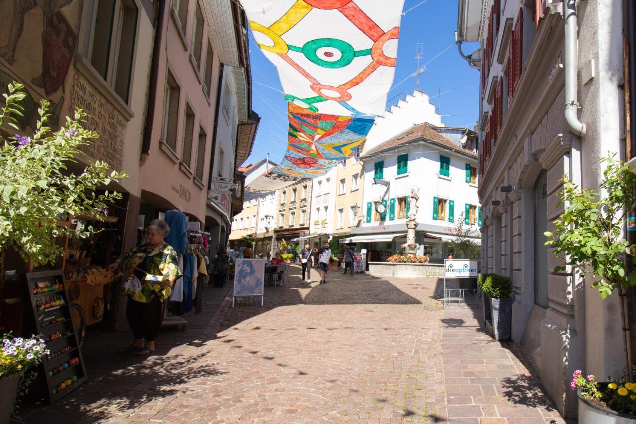 Loewe Apartment Gelb Tiengen Altstadt Waldshut-Tiengen Eksteriør billede